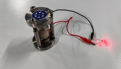 我国科学家成功开发出首例氢负离子原型电池