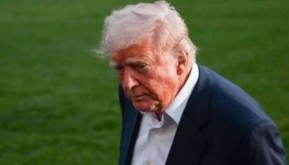 中方不用留座了，特朗普称可能“很快”访华，但不是9月？美国副总统直言：可怪不得中国