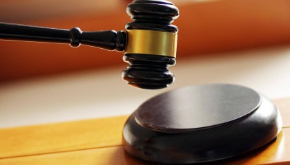 男子酒后在小区挪车被认定醉驾吊销驾照，起诉交警被驳回！法官：刑罚可免，行责难逃