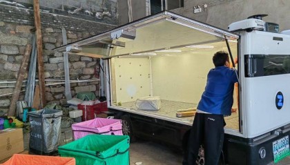 无人快递车的首个“双十一”：一天拉2000多件，快递小哥效率翻倍收入增长