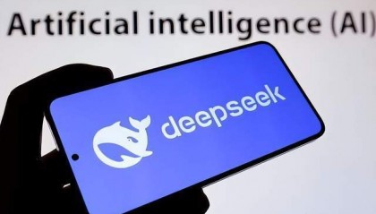 10天跌了3万亿元，Deepseek爆火后，第一个输家出现了