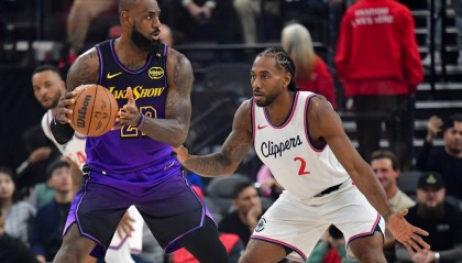 詹姆斯25+11哈登21+12 小卡19分快船轻取湖人