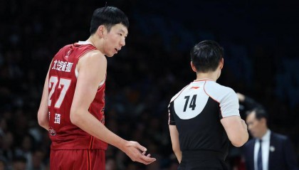 许利民：周琦病情比较严重 发烧并伴有呕吐现象