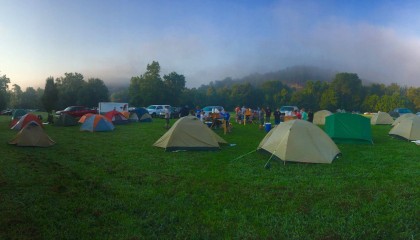 AB趣谈 | 出门浪带来大商机！他们负责玩，咱负责赚