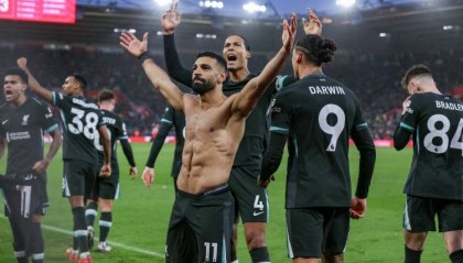 能留几人？利物浦周薪前3：萨拉赫35万、范迪克22万、阿诺德18万