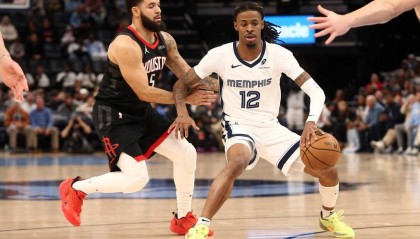 申京32+14莫兰特复出27分 格林发威火箭胜灰熊