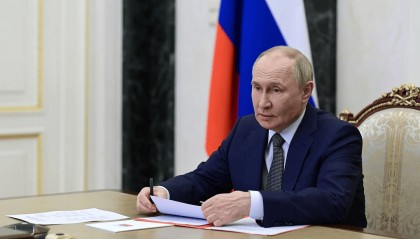 早安!世界丨俄罗斯将在俄乌边境设立缓冲区；两名以色列使馆人员在华盛顿被枪杀