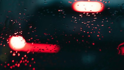 小米SU7惨祸：遇难驾驶员不能发声了，她失守的真相仍可分析