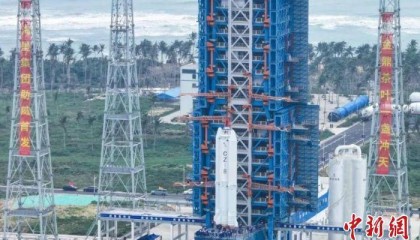 长征八号运载火箭转运至发射区 近日将择机发射