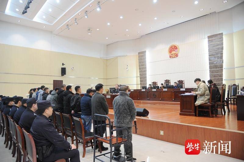 信用卡还款、套现非法经营数额500余亿元！14人获刑