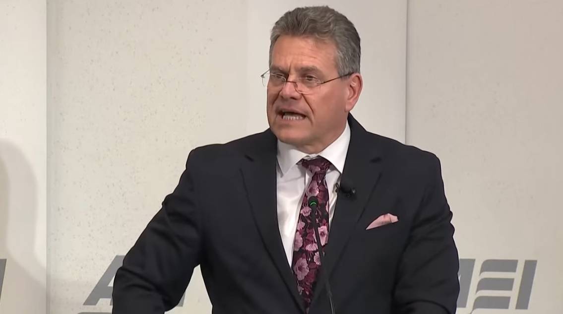 荷兰明抢目的曝光,欧盟计划出台新规:中企想来投资?先把技术拿来再说